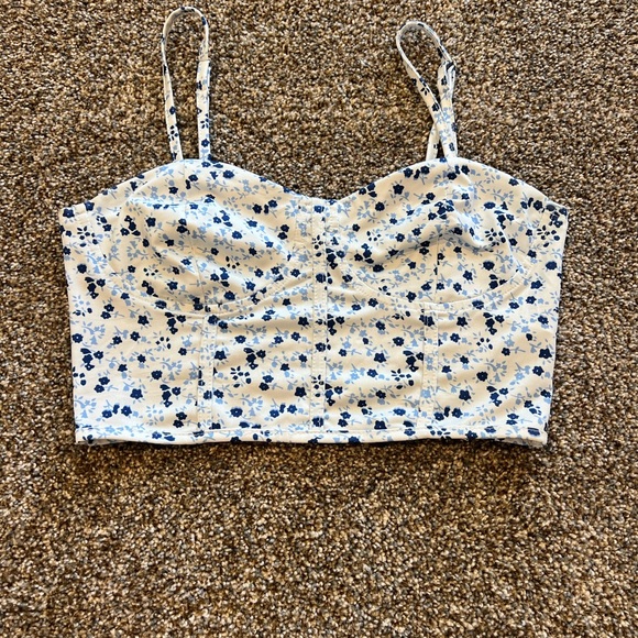 SHEIN Tops - SHEIN White and Blue Fitted Crop Camisole